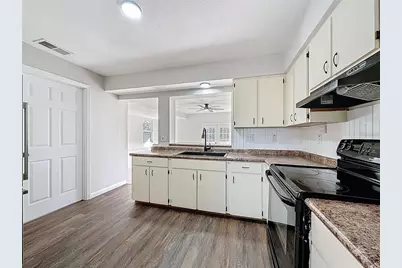 6070 Honeysuckle Lane, Brooksville, FL 34602 - Photo 10