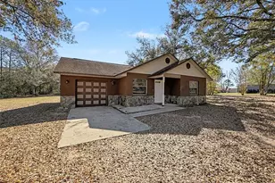 6070 Honeysuckle Ln, Brooksville, FL 34602 - Photo 2