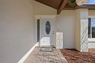 4445 Bayridge Ct, Spring Hill, FL 34606 - Photo 4