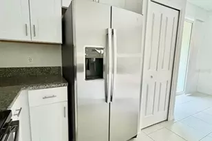 10321 Trumpet Honeysuckle Wy, San Antonio, FL 33576 - Photo 8