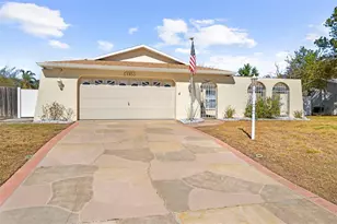 6135 Alderwood St, Spring Hill, FL 34606 - Photo 18