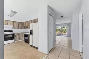 1284 London Ave, Spring Hill, FL 34606 - Photo 4