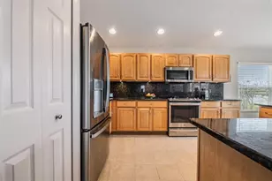 1751 Lakestone Dr, Trinity, FL 34655 - Photo 10