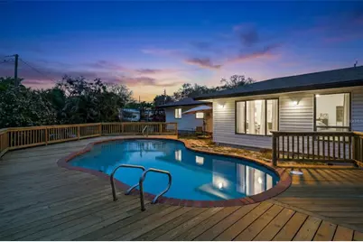 4903 26th Avenue W, Bradenton, FL 34209 - Photo 2