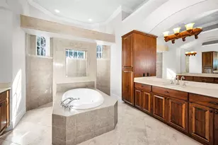 9933 Milano Dr, Trinity, FL 34655 - Photo 28