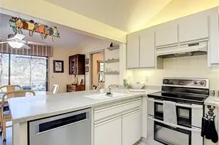 34481 Cedarfield Dr, Ridge Manor, FL 33523 - Photo 18