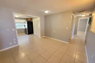 4542 Grand Central Ave, New Port Richey, FL 34652 - Photo 6