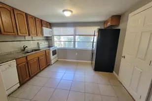 4542 Grand Central Ave, New Port Richey, FL 34652 - Photo 8