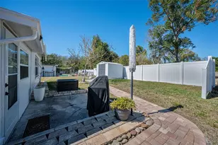 7233 Seashore Dr, Port Richey, FL 34668 - Photo 36