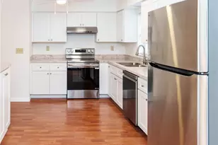 6652 Dartmoor Ln, New Port Richey, FL 34653 - Photo 4