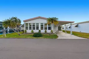 2101 Maui Dr, Holiday, FL 34691 - Photo 40