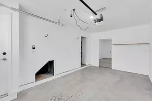 545 Vincinda Crest Way, Tampa, FL 33619 - Photo 34