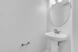 545 Vincinda Crest Way, Tampa, FL 33619 - Photo 18