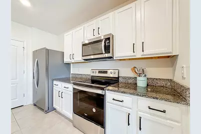 3974 Mekong Court, Saint Cloud, FL 34772 - Photo 10