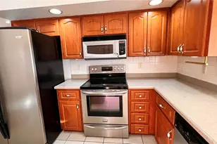 9140 Lamborn St, Spring Hill, FL 34606 - Photo 10