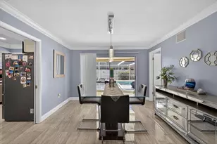 8134 Bayshore Dr, Seminole, FL 33776 - Photo 12