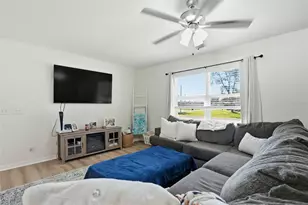 2353 Bishop Rd, Spring Hill, FL 34608 - Photo 12