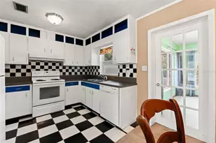 5067 Mockingbird Dr, Ridge Manor, FL 33523 - Photo 20