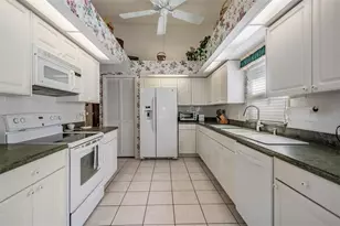 9525 Springmeadow Dr, New Port Richey, FL 34655 - Photo 6