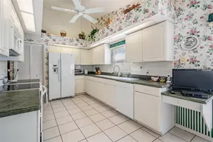 9525 Springmeadow Dr, New Port Richey, FL 34655 - Photo 4