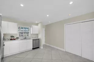 8 Glencoe Pl, Dunedin, FL 34698 - Photo 10
