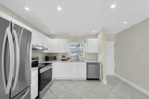 8 Glencoe Pl, Dunedin, FL 34698 - Photo 8