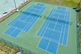 8 Glencoe Pl, Dunedin, FL 34698 - Photo 30