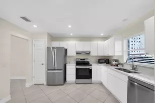 8 Glencoe Pl, Dunedin, FL 34698 - Photo 6