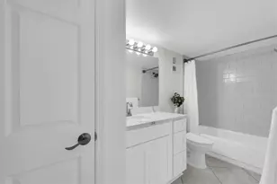 8 Glencoe Pl, Dunedin, FL 34698 - Photo 16