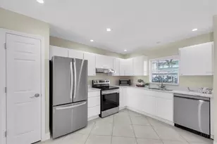 8 Glencoe Pl, Dunedin, FL 34698 - Photo 8