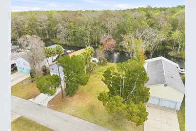 7304 Sunfish Circle, Weeki Wachee, FL 34607 - Photo 4