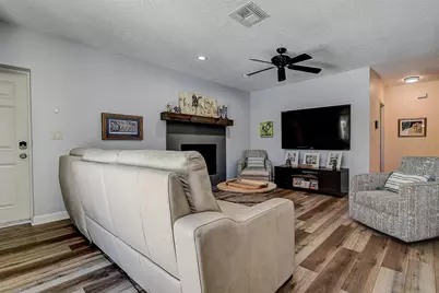 1607 Gulf Road, Tarpon Springs, FL 34689 - Photo 20