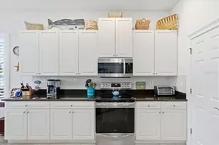 9001 Cypress Glen Ct, Weeki Wachee, FL 34613 - Photo 22