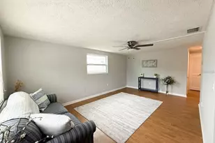 4041 Las Vegas Dr, New Port Richey, FL 34653 - Photo 6