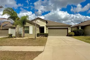 11206 Kelly Green Ave, Wimauma, FL 33598 - Photo 2