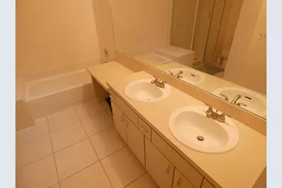 1050 Starkey Road #405, Largo, FL 33771 - Photo 18