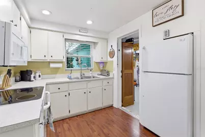 1111 Idlebriar Way, Tarpon Springs, FL 34689 - Photo 10