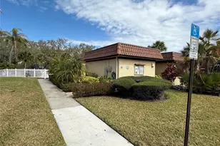 1701 Pinehurst Rd, Dunedin, FL 34698 - Photo 4