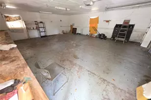 18851 Kelly Rd, Spring Hill, FL 34610 - Photo 14