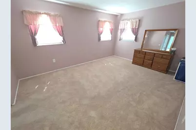 18851 Kelly Road, Spring Hill, FL 34610 - Photo 8