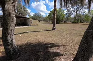 18851 Kelly Rd, Spring Hill, FL 34610 - Photo 20