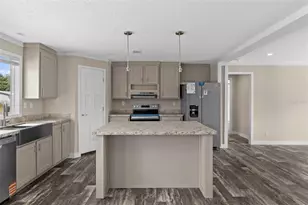 10877 Old Lakeland Hwy, Dade City, FL 33525 - Photo 18