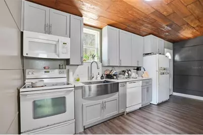 320 S Otis Avenue, Lecanto, FL 34461 - Photo 2