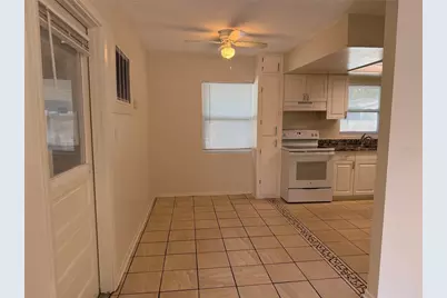 817 Margo Street, Tarpon Springs, FL 34689 - Photo 4