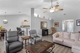 10318 Gifford Dr, Spring Hill, FL 34608 - Photo 10