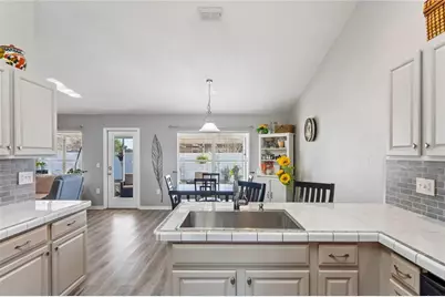 10318 Gifford Drive, Spring Hill, FL 34608 - Photo 8