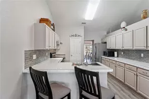 10318 Gifford Dr, Spring Hill, FL 34608 - Photo 16