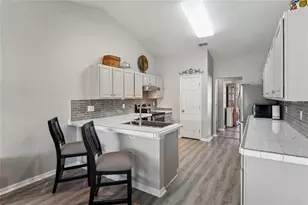 10318 Gifford Dr, Spring Hill, FL 34608 - Photo 16
