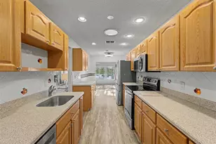 7406 Heather Walk Dr, Weeki Wachee, FL 34613 - Photo 36