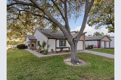 7406 Heather Walk Drive, Weeki Wachee, FL 34613 - Photo 8